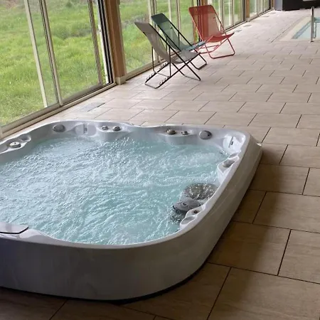 Avec Piscine Et A Proximite De - Fr-1-489-204